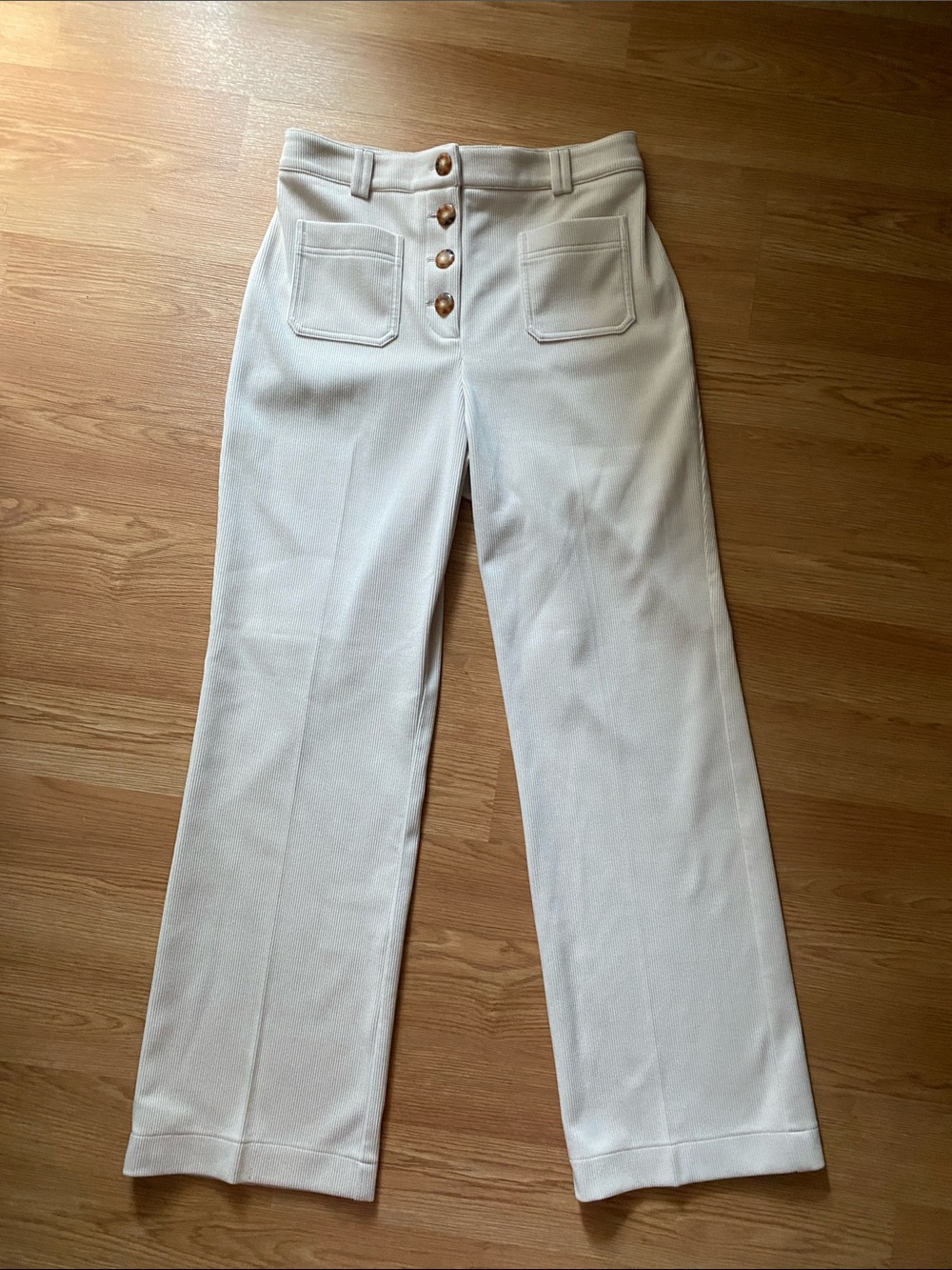 Classic High-Rise Wide-Leg Pants in Cream